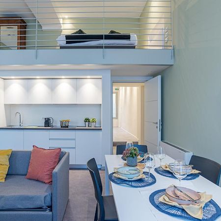 Suite Del Duomo - By Myhomeincomo Exteriör bild