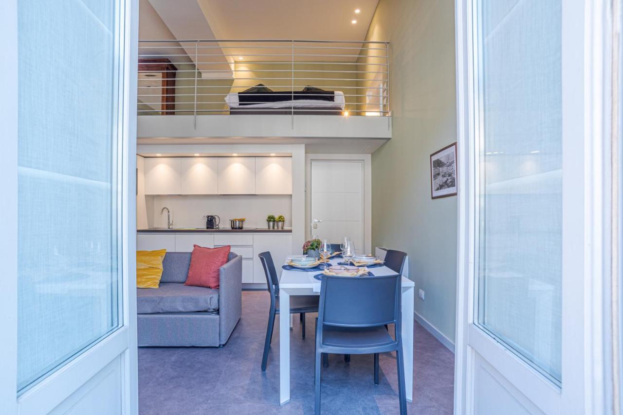 Suite Del Duomo - By Myhomeincomo Exteriör bild