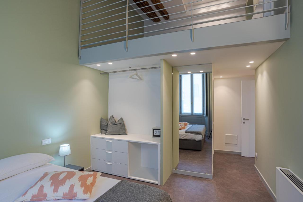 Suite Del Duomo - By Myhomeincomo Exteriör bild